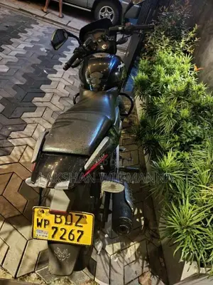Bajaj Pulsar 2017 Motorbike (Used)