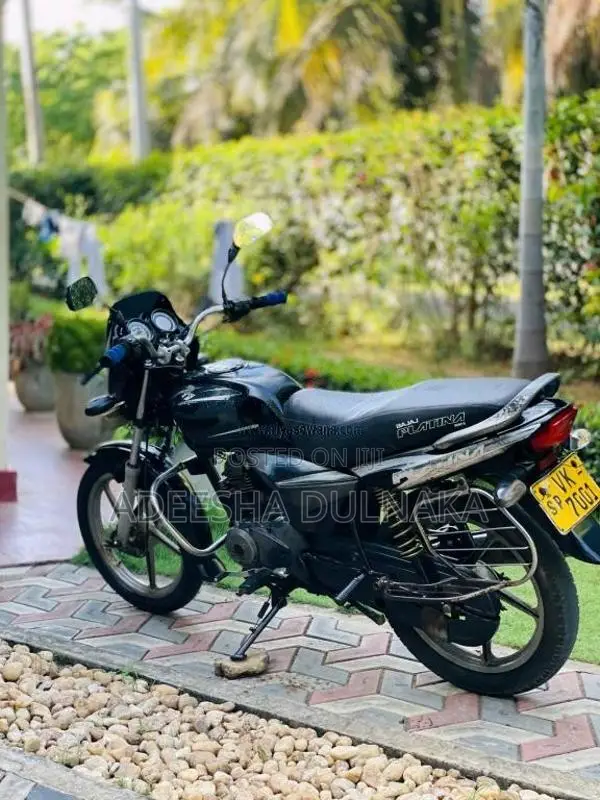 Bajaj Platina 2010 Motorbike (Used)