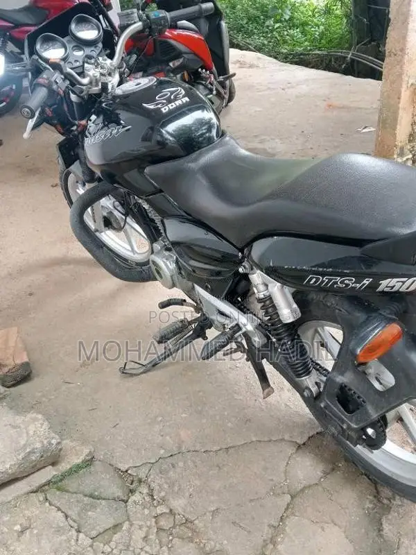 Bajaj Pulsar 2005 Motorbike (Used)