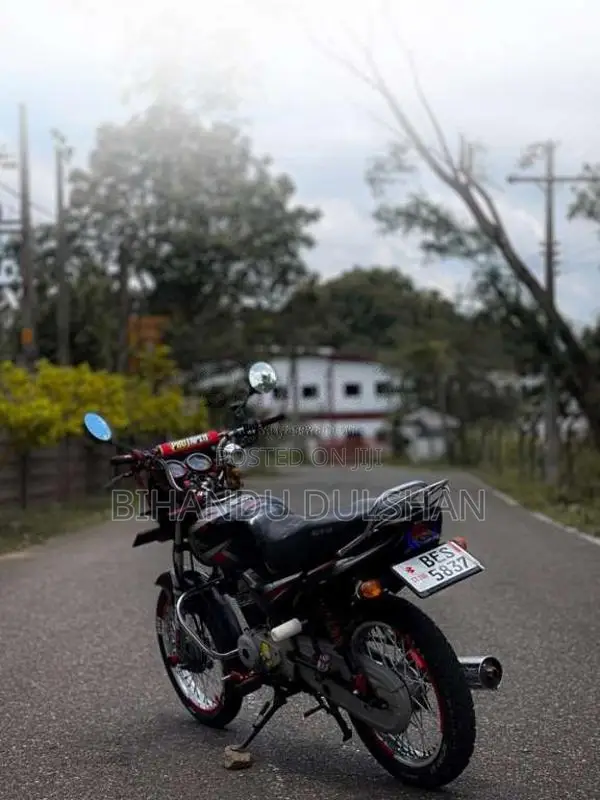 Bajaj CT-100 2017 Motorbike (Used)