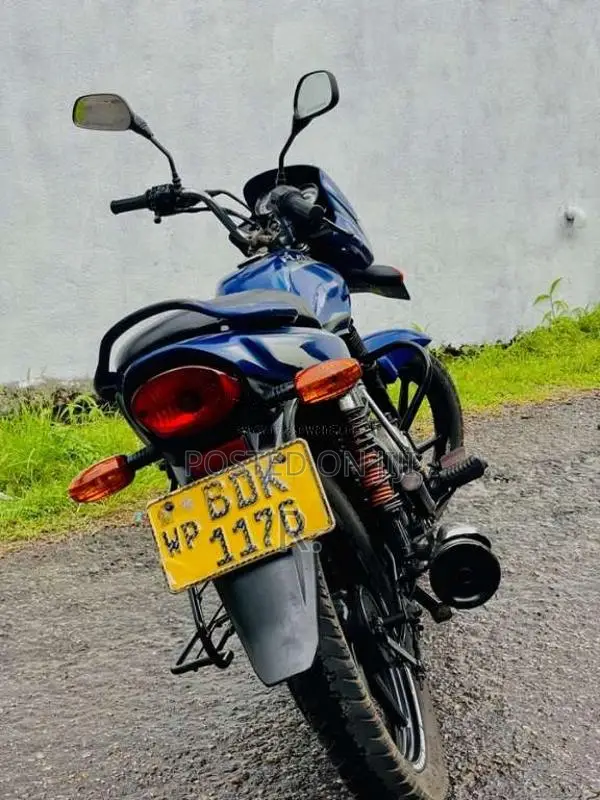 Bajaj Platina 2016 Motorbike (Used)
