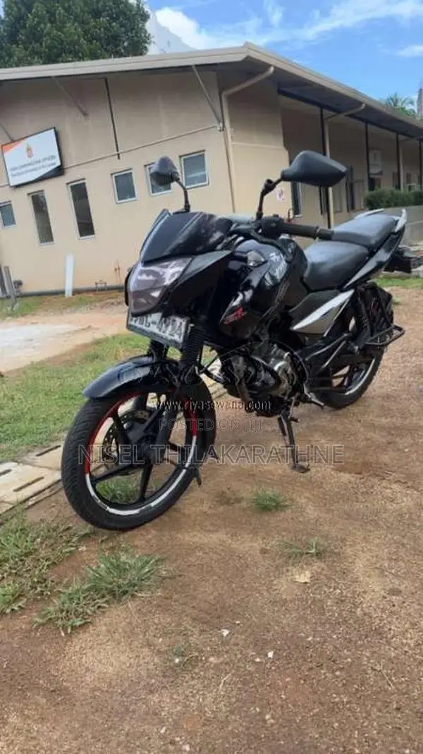 Bajaj Pulsar 2011 Motorbike (Used)