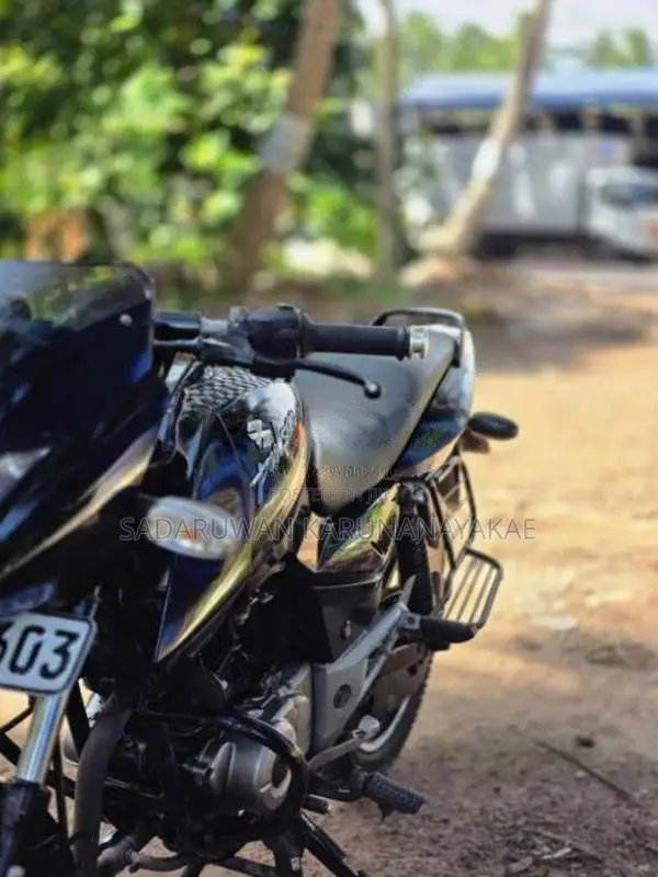 Bajaj Pulsar 150 2015 Motorbike (Used)