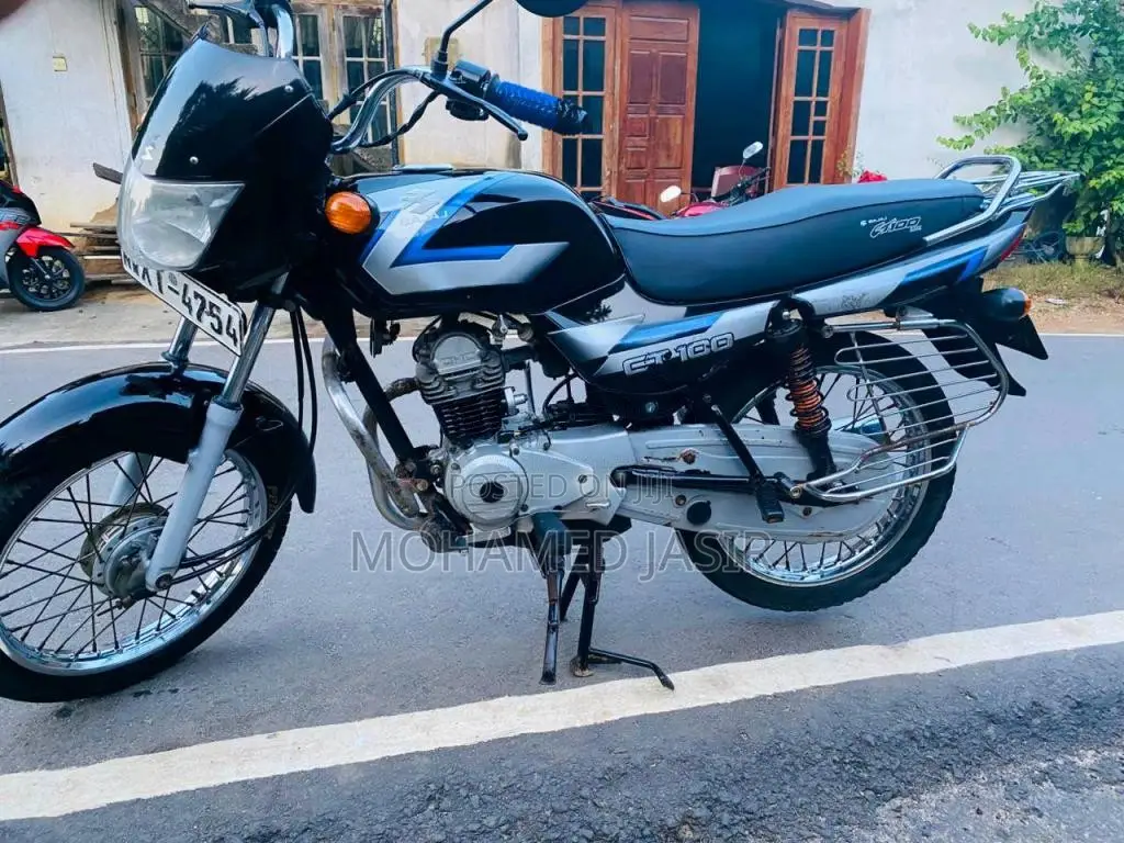 Bajaj CT-100 2012 Motorbike (Used)