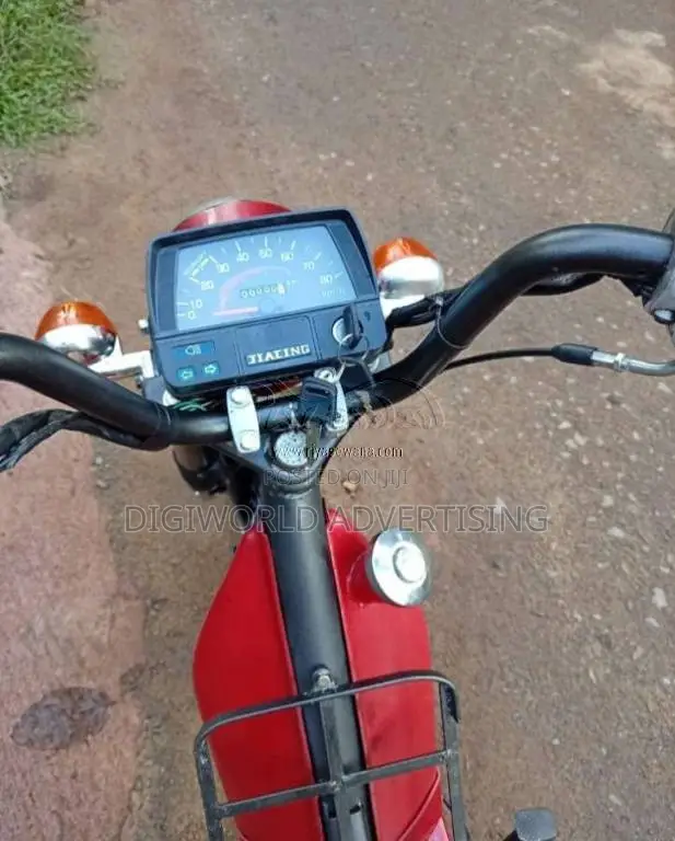 Loncin 48 2016 Motorbike (Used)