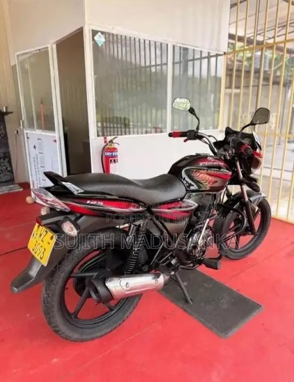 Bajaj Discover 2011 Motorbike (Used)