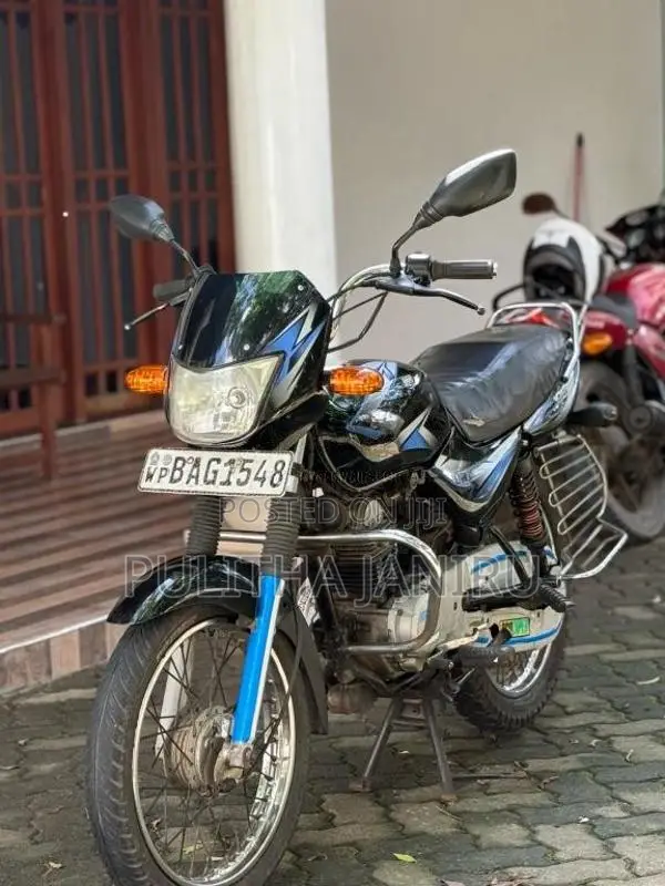 Bajaj CT-100 2013 Motorbike (Used)