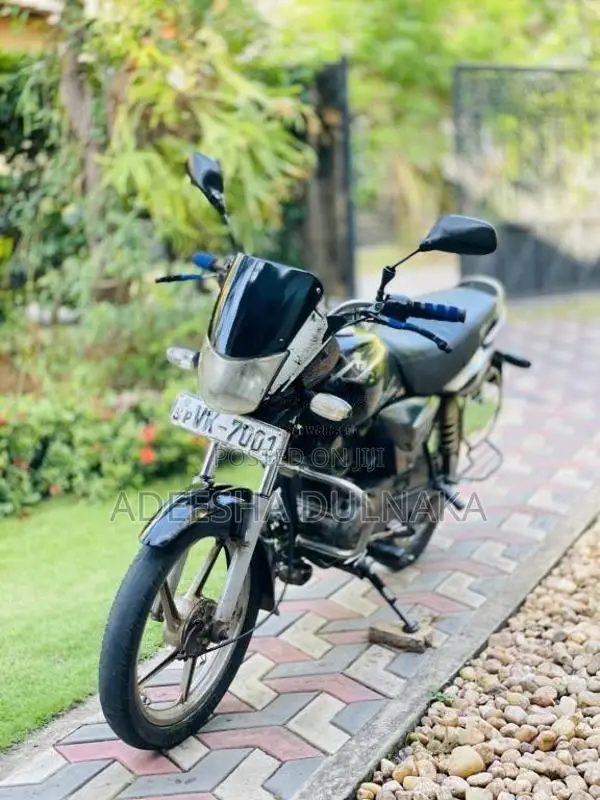 Bajaj Platina 2010 Motorbike (Used)