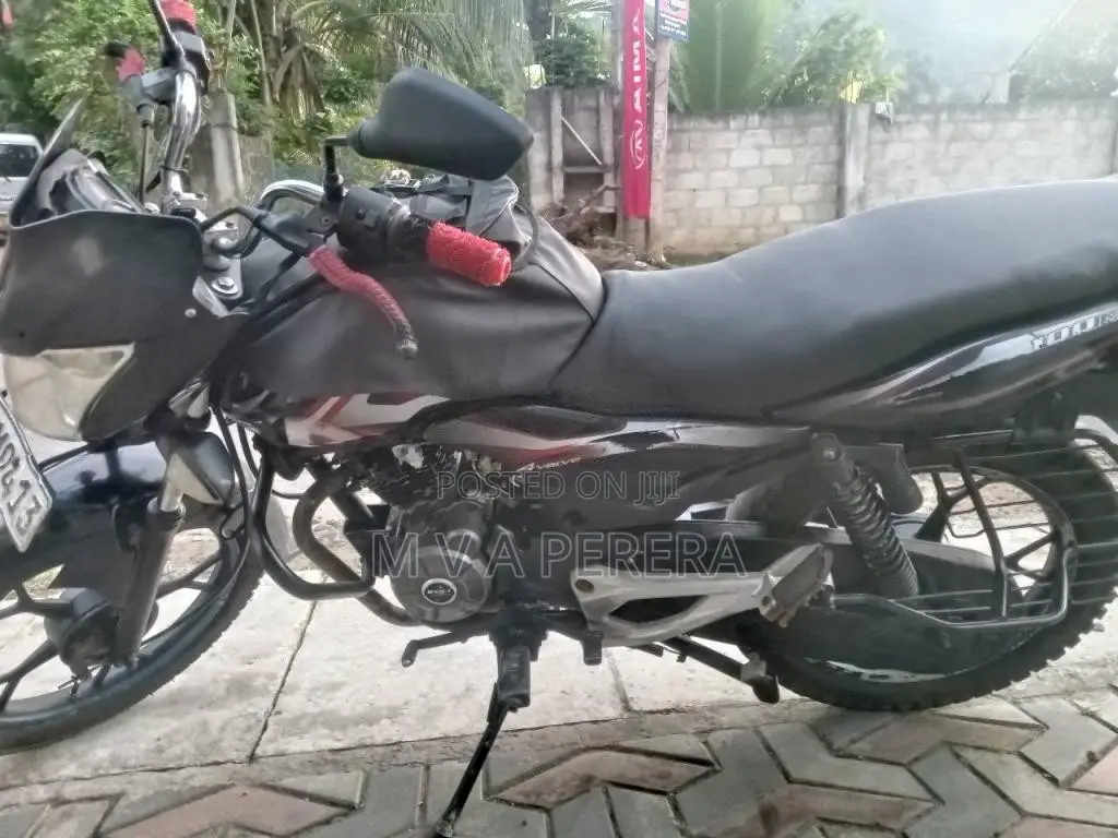 Bajaj Discover 2014 Motorbike (Used)