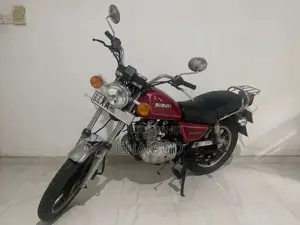 Suzuki GN125 H 2011 Motorbike (Used)