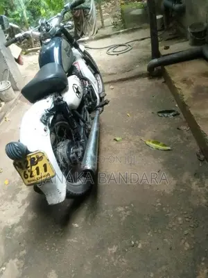 Honda Twin 1995 Motorbike (Used)