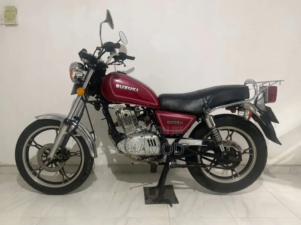 Suzuki GN125 H 2011 Motorbike (Used)