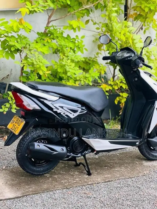 Honda Dio 2012 Motorbike (Used)