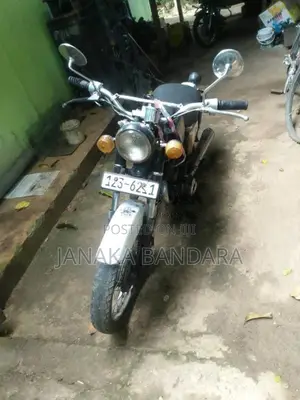 Honda Twin 1995 Motorbike (Used)