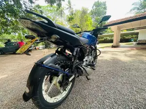 Bajaj Pulsar 2011 Motorbike (Used)