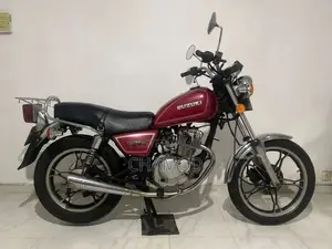 Suzuki GN125 H 2011 Motorbike (Used)