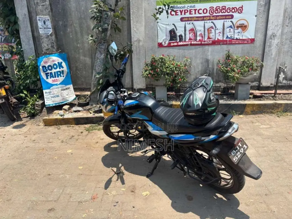 Bajaj Discover 125 2020 Motorbike (Used)
