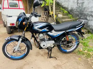 Bajaj CT-100 2016 Motorbike (Used)