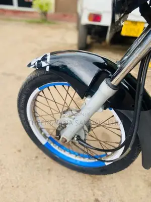 Bajaj CT-100 2016 Motorbike (Used)