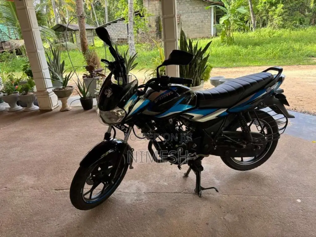 Bajaj Discover 125 2020 Motorbike (Used)