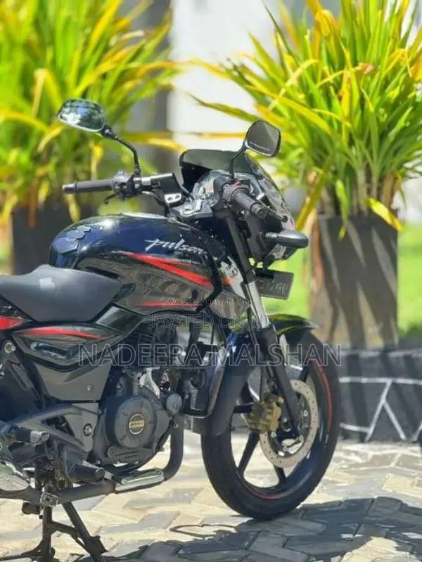 Bajaj Pulsar 180 2018 Motorbike (Used)