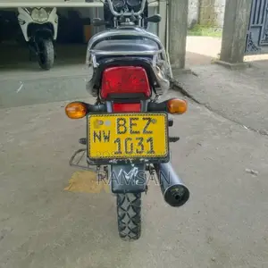 Bajaj CT-100 2017 Motorbike (Used)