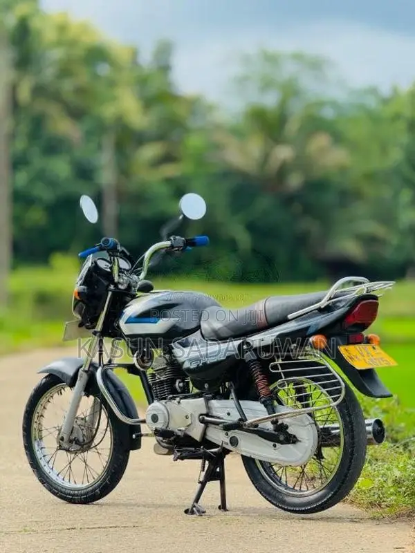 Bajaj CT-100 2010 Motorbike (Used)