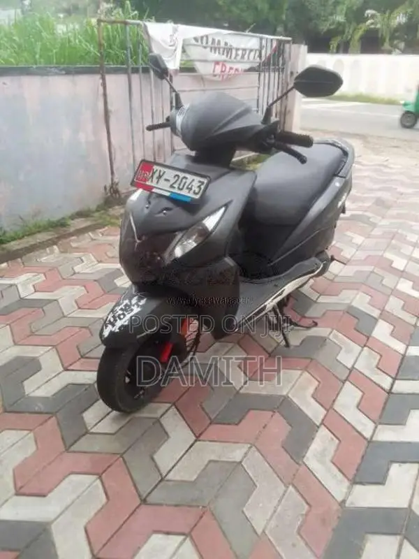 Honda Dio 2012 Motorbike (Used)