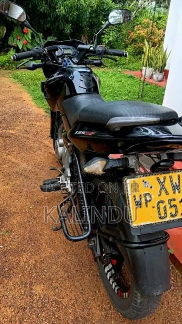 Bajaj Pulsar 2012 Motorbike (Used)