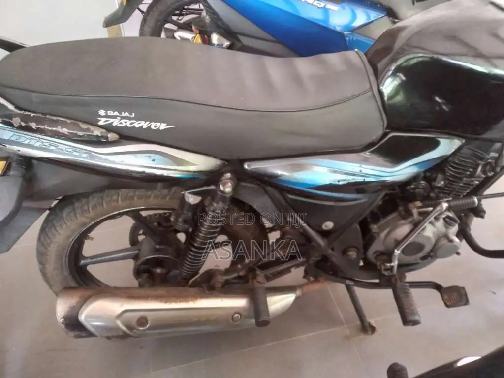Bajaj Discover 2010 motorcycle (Used)
