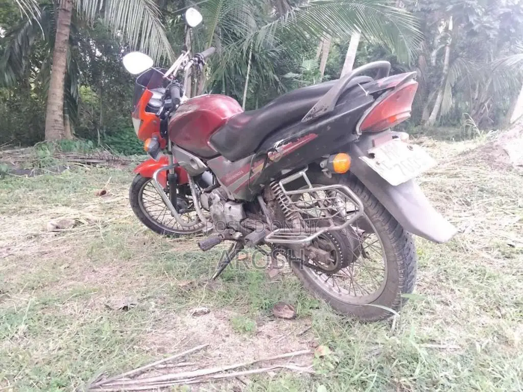 Hero-Honda Glamour 2005 Motorbike (Used)