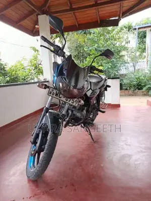 Bajaj Discover 2010 Motorbike (Used)