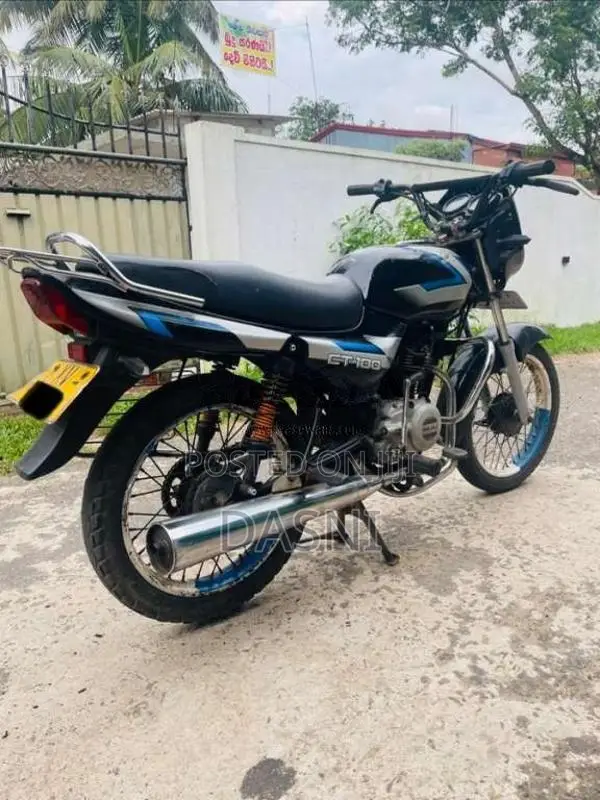 Bajaj CT-100 2012 Motorbike (Used)