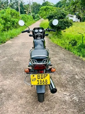 Bajaj CT-100 2016 Motorbike (Used)