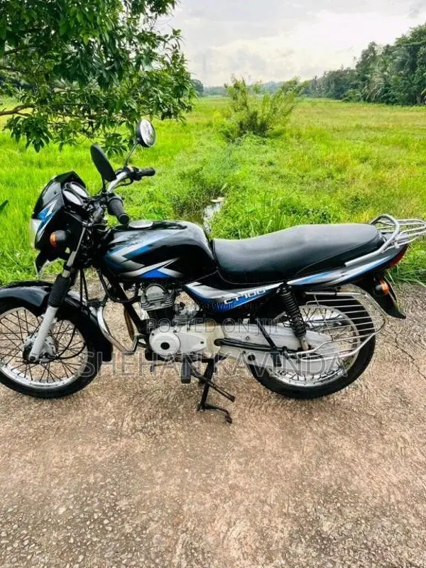 Bajaj CT-100 2016 Motorbike (Used)