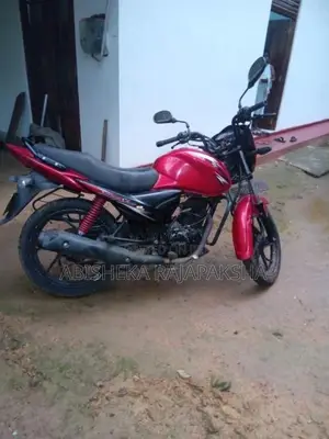 Suzuki Slingshot 2015 Motorbike (Used)
