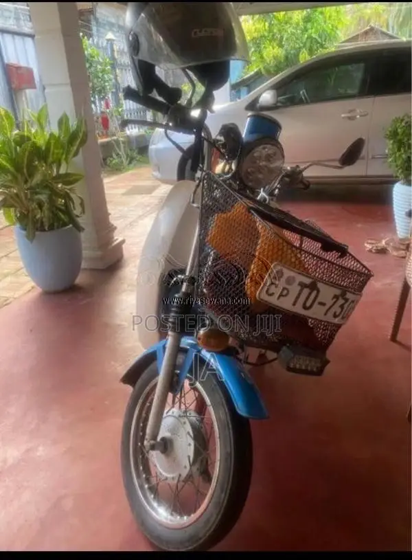 Yamaha Mate 90 2002 Motorbike (Used)