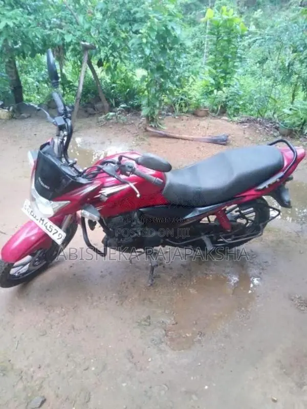 Suzuki Slingshot 2015 Motorbike (Used)