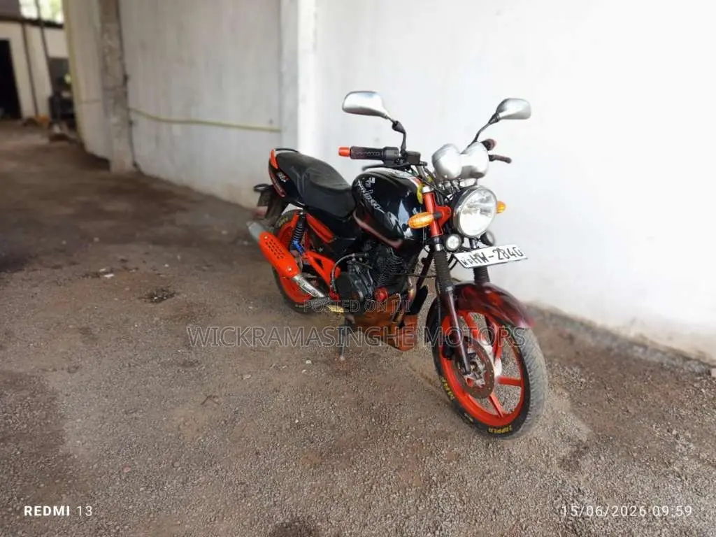 Bajaj Pulsar 2006 Motorbike (Used)
