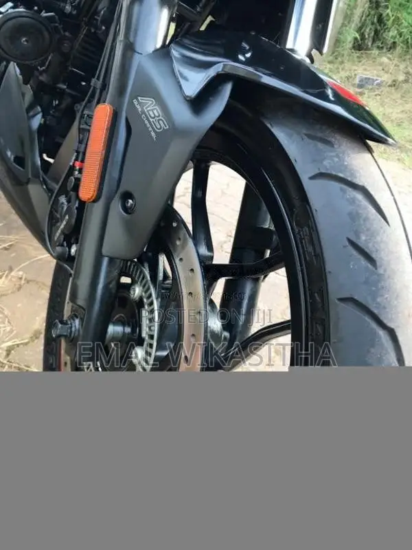 Bajaj Pulsar N160 2025 Motorbike (Used)