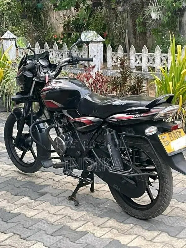 Bajaj Discover 2013 Motorbike (Used)