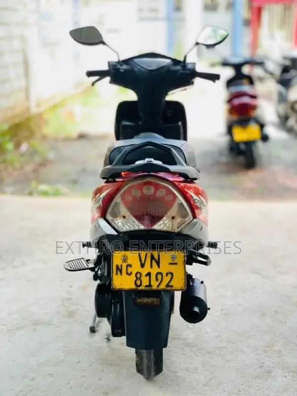 TVS Scooty Streak 2010 Motorbike (Used)