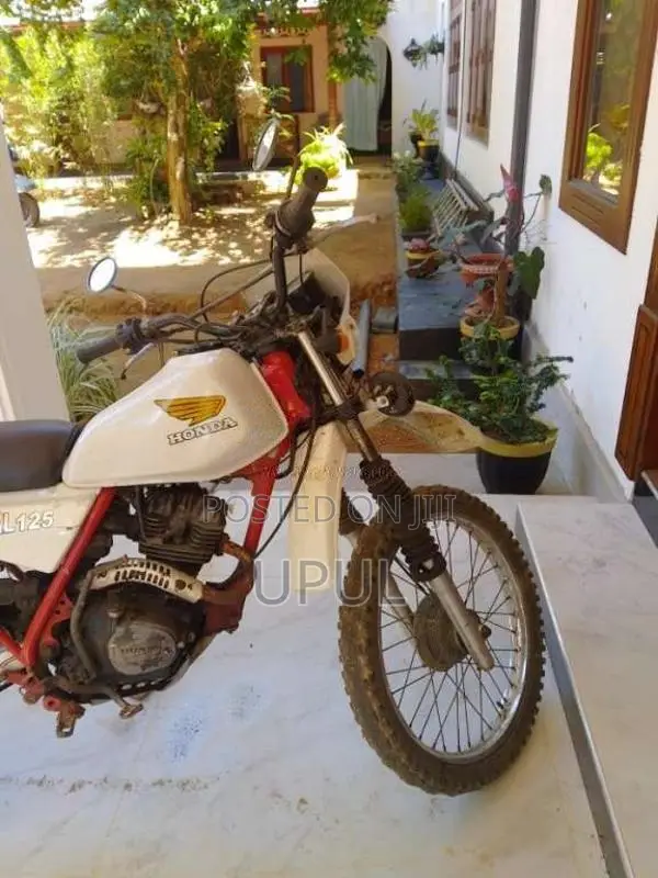 Honda XL125R 1994 Motorbike (Used)