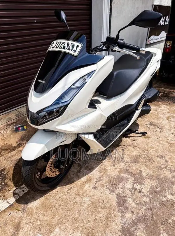 Honda Pcx 2023 Motorbike (Used)