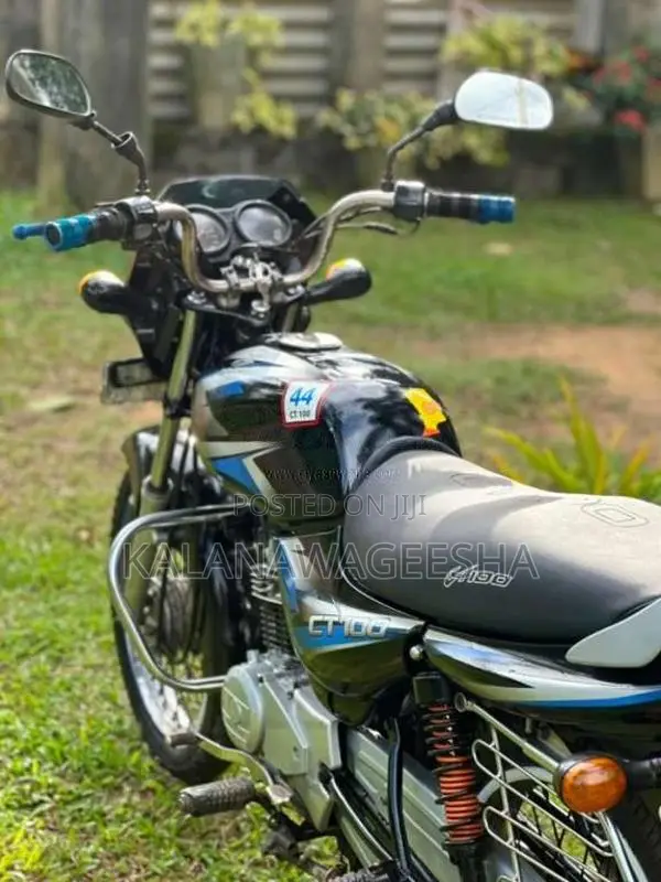 Bajaj CT-100 2013 Motorbike (Used)