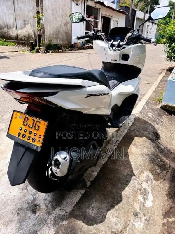 Honda Pcx 2023 Motorbike (Used)