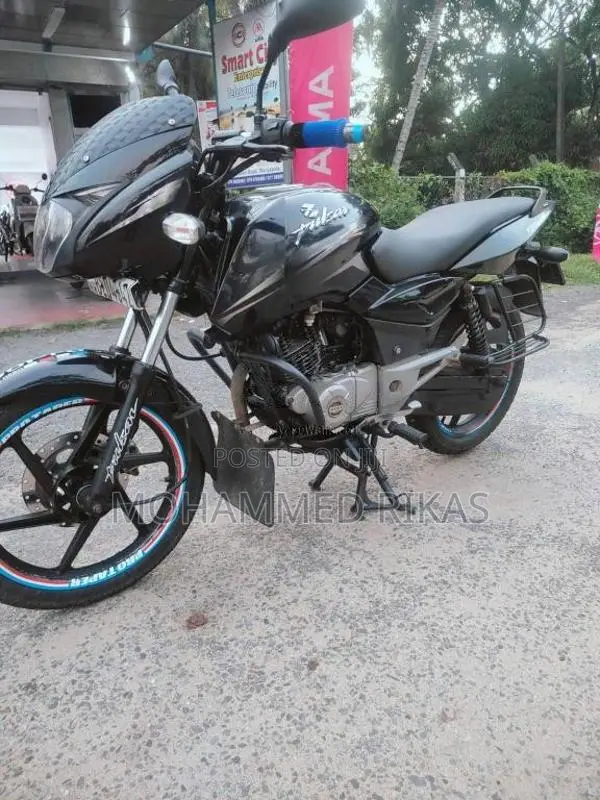 Bajaj Pulsar 2016 Motorbike (Used)