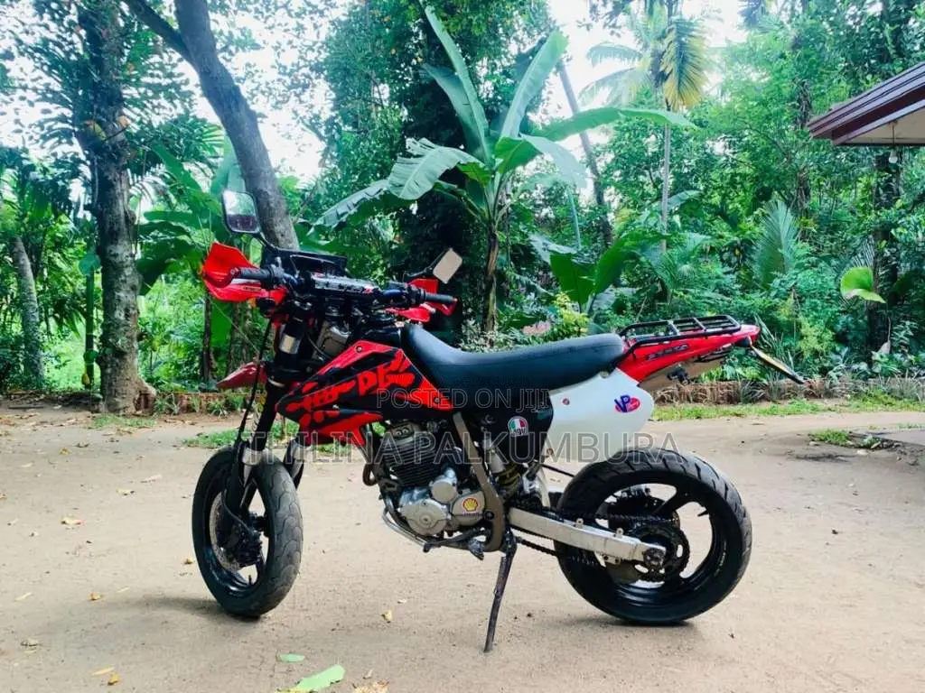 Honda XR250 2003 Motorbike (Used)