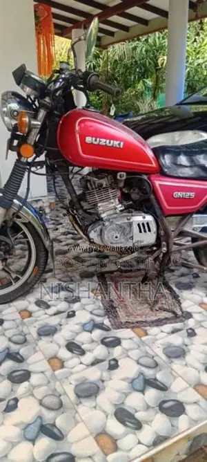Suzuki GN125 2002 Motorbike (Used)