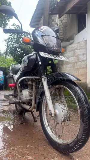 Bajaj CT-100 2013 Motorbike (Used)